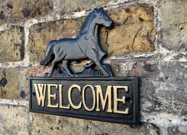 horse welcome sign